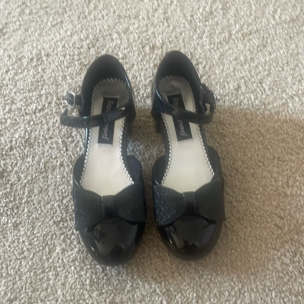 Rachel shoes Valeria black patent size 2